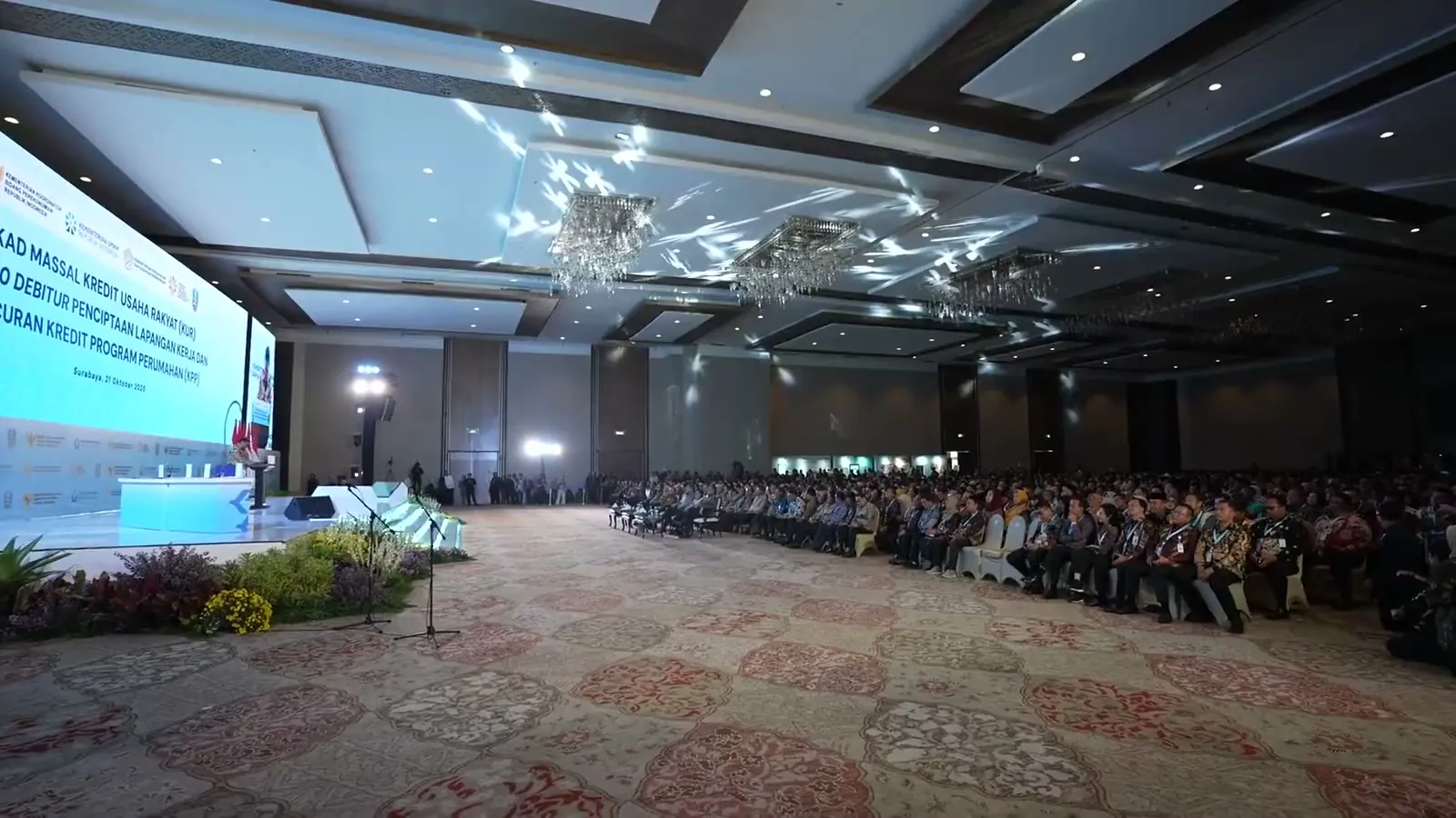 Ballroom penuh peserta