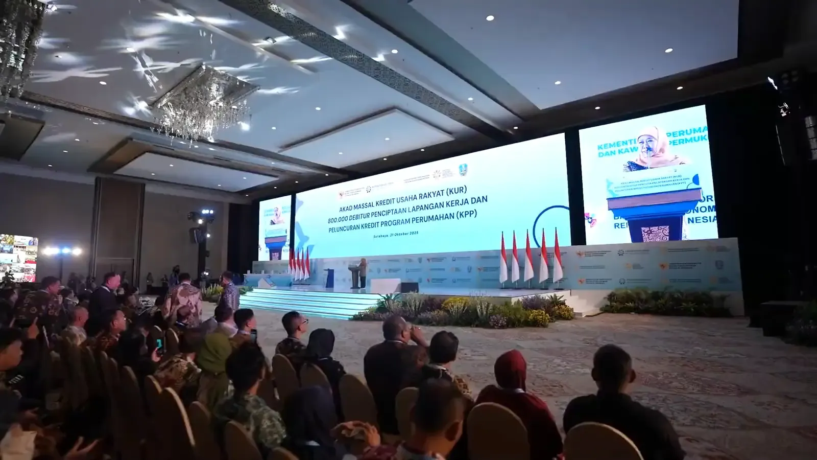 Sesi di panggung utama
